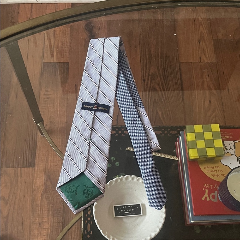 Tommy Hilfiger Men's 100% Silk Blue Diagonal Tie